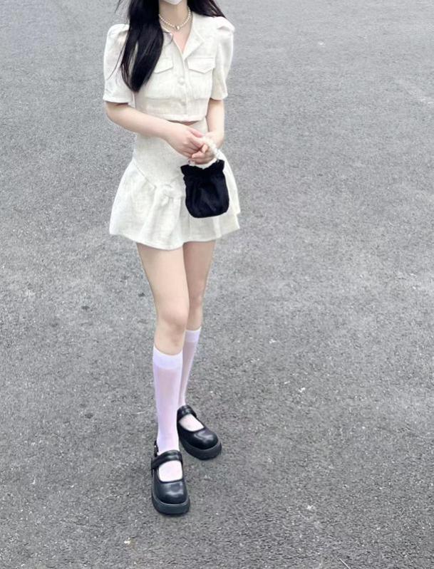 回头率超高穿搭，逛街也能成焦点